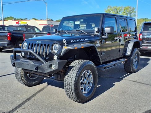 Used 2014 Jeep Wrangler Unlimited Rubicon w/ Connectivity Group image 3
