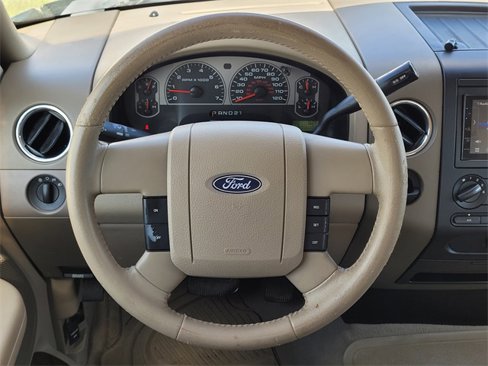 Used 2007 Ford F150 XLT image 10