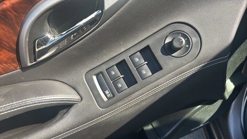 Used 2011 Buick LaCrosse CXL w/ Entertainment Package image 23