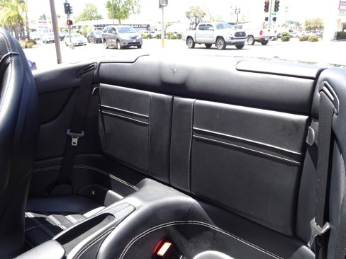 Used 2015 Ferrari California T image 15