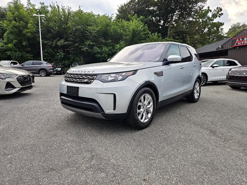 Used 2018 Land Rover Discovery SE image 27