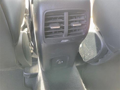 Used 2020 Ford Escape SEL image 17