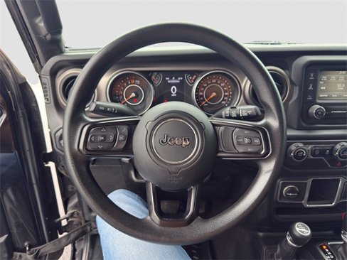 Used 2018 Jeep Wrangler Unlimited Sport image 10