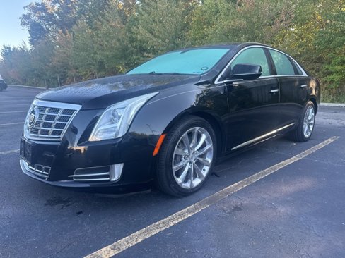 Certified 2013 Cadillac XTS Luxury image 1