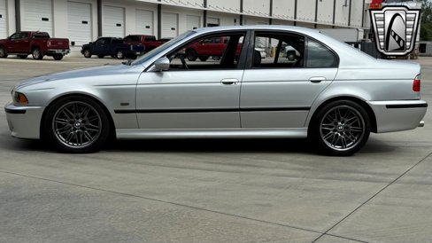 Used 2001 BMW 540i Sedan image 3