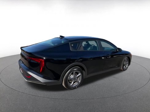 Used 2025 Kia K4 LXS image 15