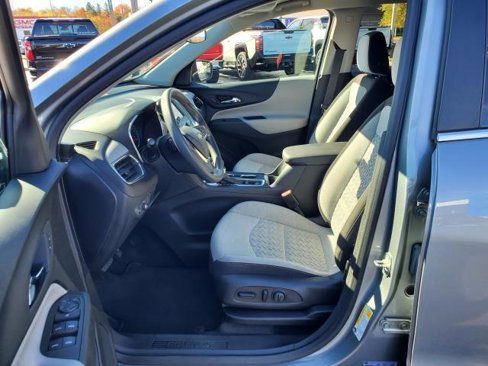 Used 2023 Chevrolet Equinox LT image 8