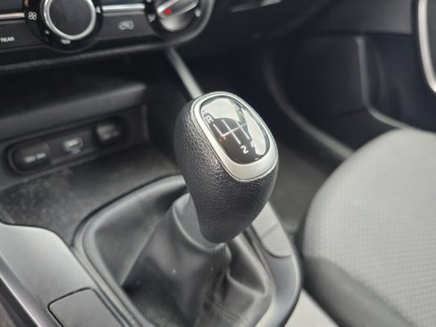 Used 2020 Kia Soul LX image 25