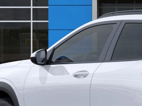New 2025 Chevrolet Trax LT w/ Driver Confidence Package image 12