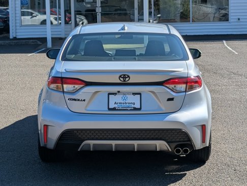 Used 2022 Toyota Corolla SE image 4
