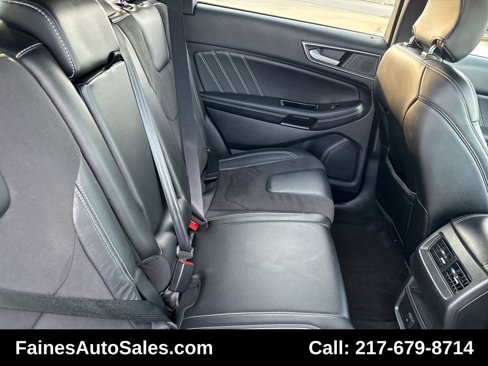 Used 2019 Ford Edge ST image 43