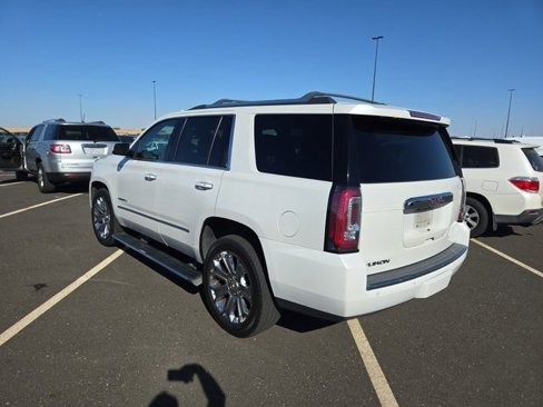 Used 2016 GMC Yukon Denali w/ Open Road Package image 3