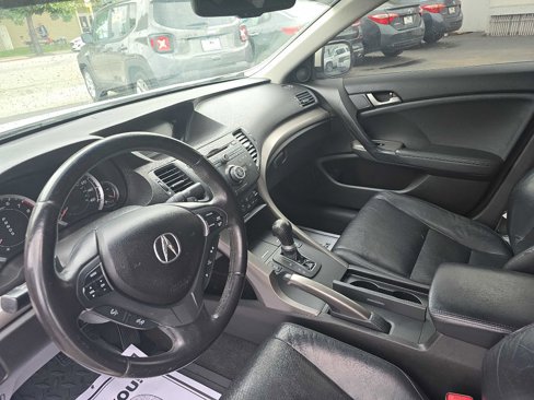 Used 2010 Acura TSX Sedan image 9