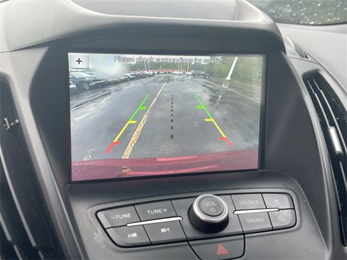 Used 2019 Ford Escape SE image 14