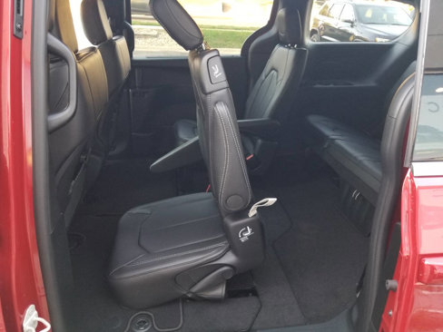 New 2026 Chrysler Voyager LX image 14