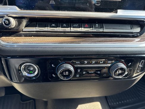 Used 2022 Chevrolet Silverado 1500 LT image 22
