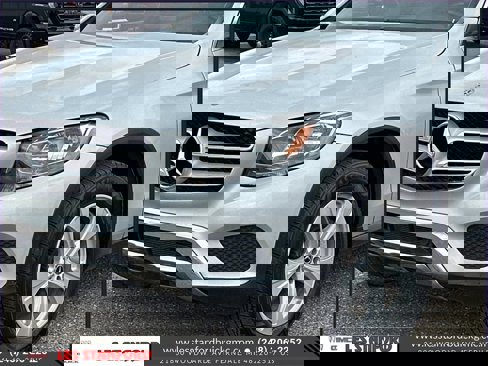 Used 2018 Mercedes-Benz GLC 300 4MATIC image 9