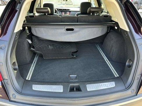Used 2017 Cadillac XT5 Luxury w/ Driver Awareness Package image 16