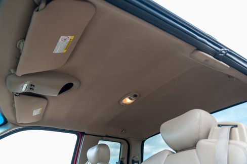 Used 2001 Ford F350 Lariat image 35