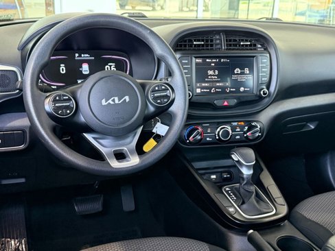 Used 2024 Kia Soul LX w/ Option Group 015 image 29