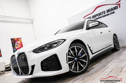 Used 2022 BMW i4 eDrive40 w/ M Sport Package image 2