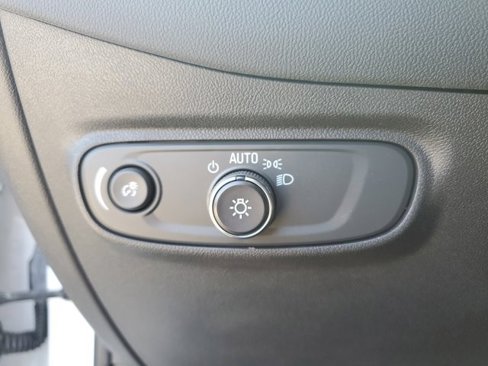 Used 2022 Chevrolet Equinox LT w/ LPO, Cargo Package image 22