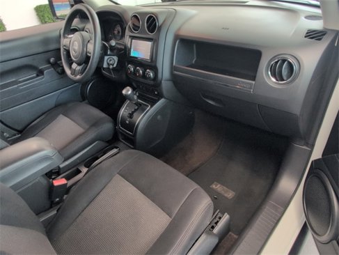 Used 2014 Jeep Patriot Sport image 15