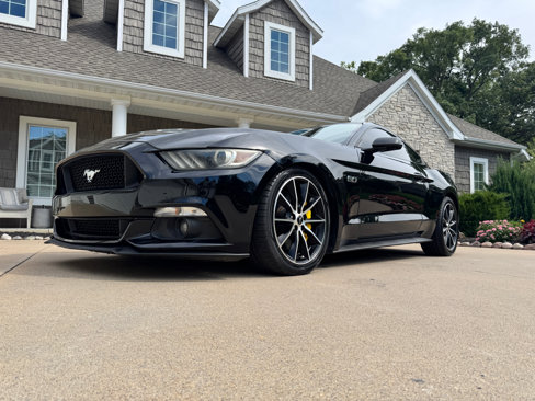 Used 2016 Ford Mustang GT w/ Interior & Wheel Package image 30