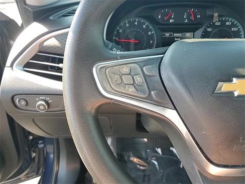 Used 2018 Chevrolet Malibu LS image 15