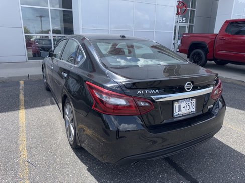 Used 2018 Nissan Altima 2.5 SR w/ SR Special Edition image 8