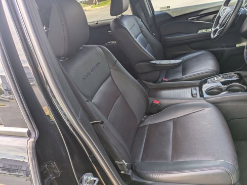 Used 2022 Honda Pilot Black Edition image 31