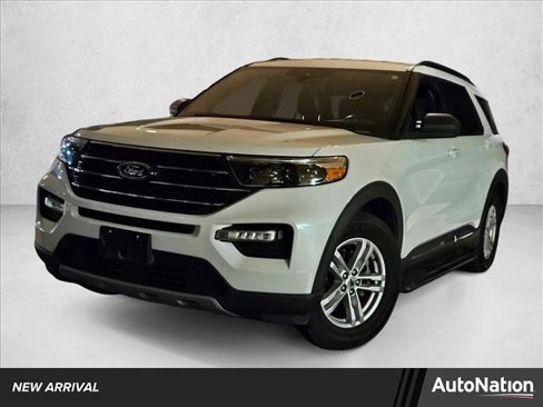 Used 2020 Ford Explorer XLT w/ Equipment Group 202A image 1