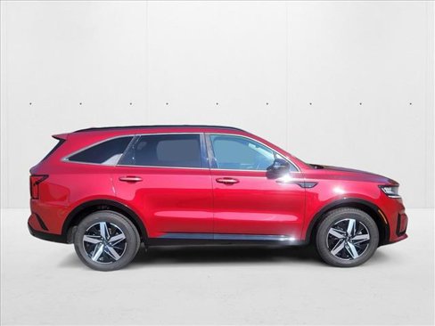 Used 2021 Kia Sorento S image 4
