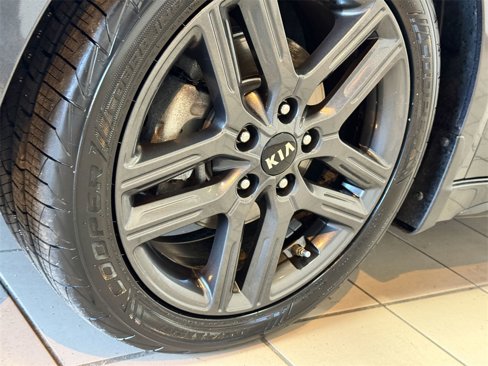 Used 2020 Kia Forte GT-Line w/ GT-Line Premium Package image 17