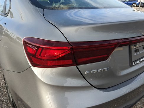 Used 2023 Kia Forte LXS image 11