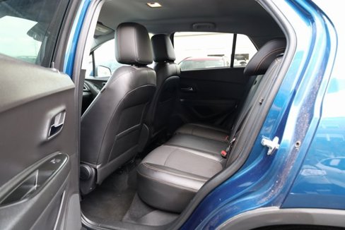 Used 2020 Chevrolet Trax LT w/ Driver Confidence Package image 23