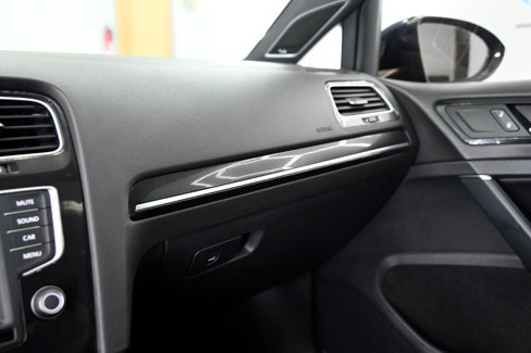Used 2016 Volkswagen GTI SE w/ Lighting Package (SEL) image 29