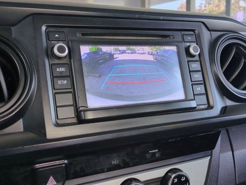 Used 2017 Toyota Tacoma SR image 6