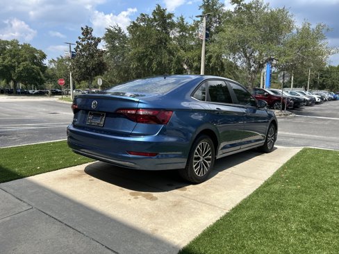 Used 2020 Volkswagen Jetta SE w/ SE Cold Weather Package image 7