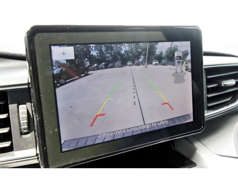 Used 2022 Ford Explorer XLT w/ Equipment Group 202A image 27
