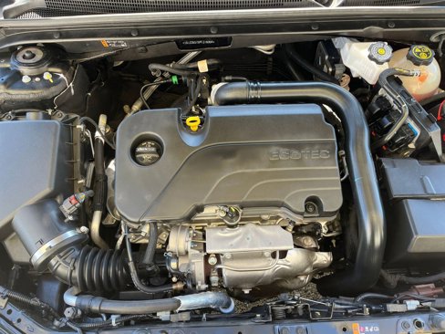 Used 2023 Chevrolet Malibu LT w/ Driver Confidence Package image 31