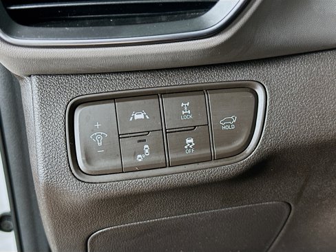 Used 2019 Hyundai Santa Fe SEL image 15