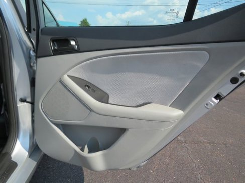 Used 2012 Kia Optima LX w/ Convenience Pkg image 33