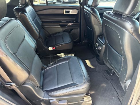 Used 2020 Ford Explorer Limited w/ Class III Trailer Tow Package image 19