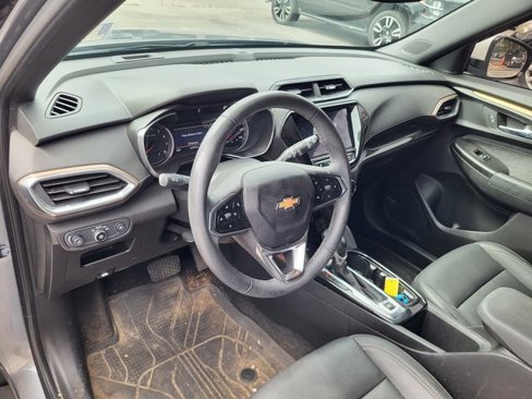Used 2021 Chevrolet TrailBlazer ACTIV w/ Sun and Liftgate Package image 6