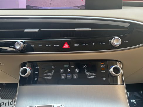 New 2026 Genesis GV70 2.5T Select image 24