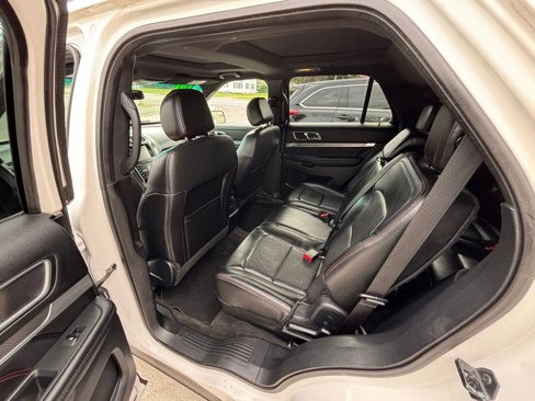 Used 2016 Ford Explorer Sport image 16