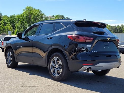 Used 2023 Chevrolet Blazer LT w/ Convenience Package image 5