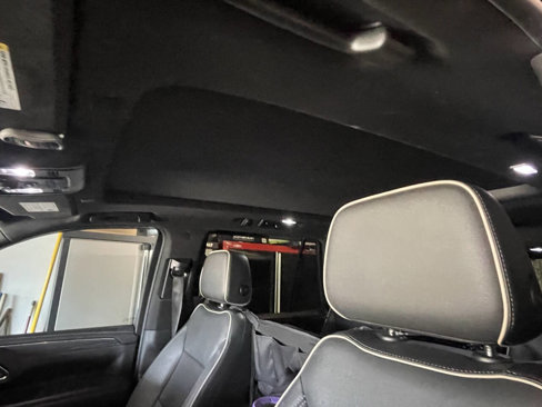 Used 2022 GMC Yukon SLT w/ SLT Premium Package image 14