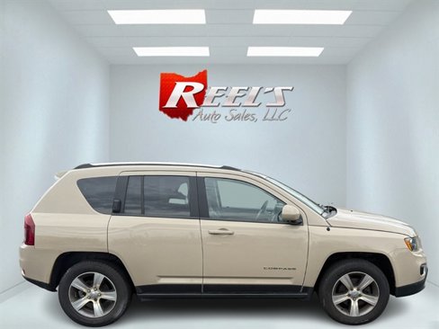 Used 2017 Jeep Compass High Altitude image 11